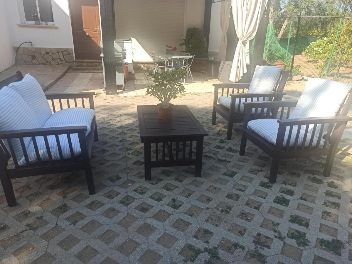 Chalet En Entorno Natural De La Costa Brava Bell-Lloc  外观 照片