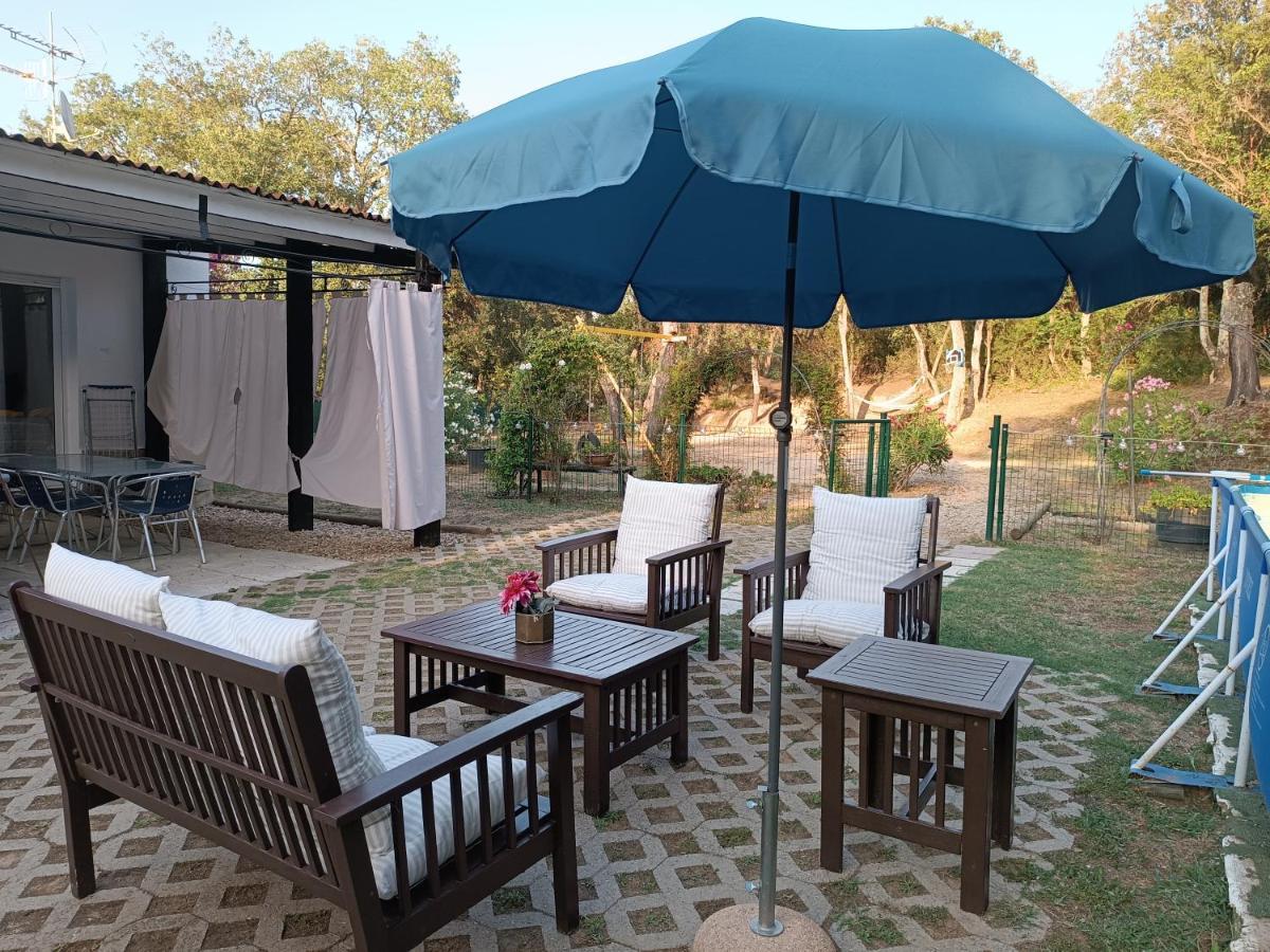 Chalet En Entorno Natural De La Costa Brava Bell-Lloc  外观 照片